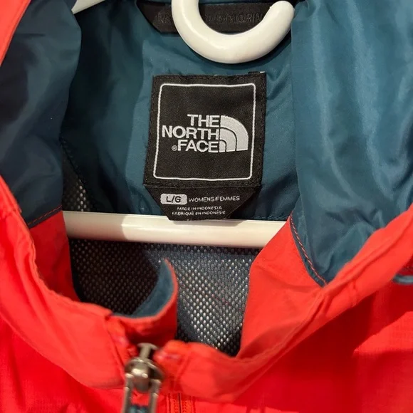 The North Face Red Windbreaker Jacket - Size Large - Picture 2 of 7